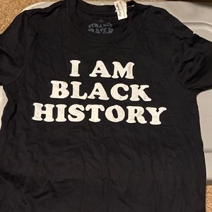 NWT T SHIRT SIZE SMALL